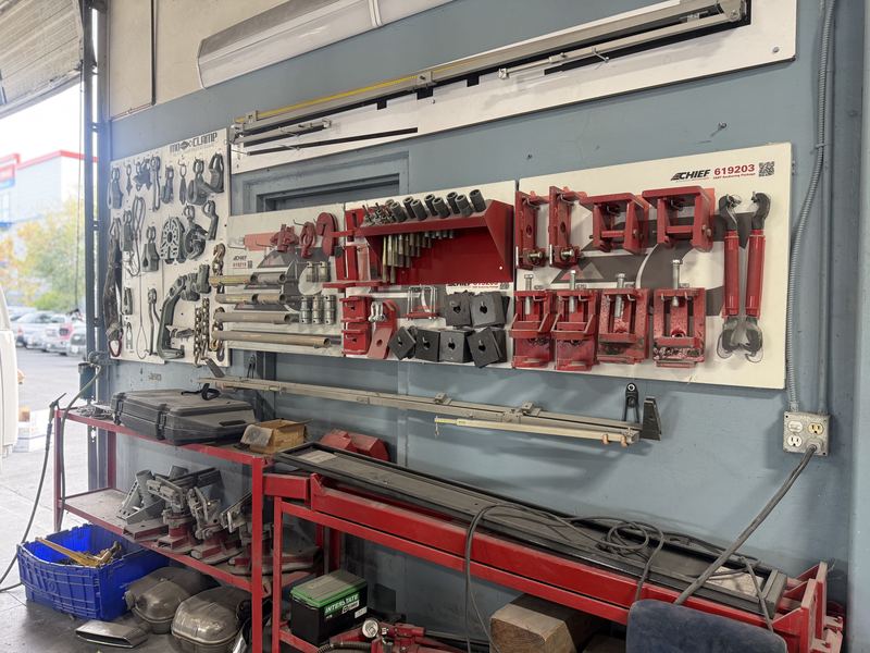 Tool wall